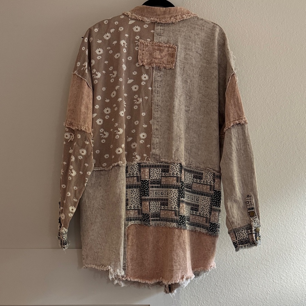 Oli & Hali LARGE Patchwork Blush Jean Jacket Pockets and Buttons - Picture 5 of 9